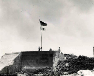 Antenne médicale au sommet du plateau d'Omaha Beach. Photo : US National Archives