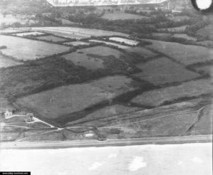 Photo aérienne de la valleuse de Colleville-sur-Mer le 30 juin 1943. Photo : US National Archives