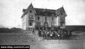 Carte postale de Saint-Laurent-sur-Mer datant des années 1920. Photo : DR