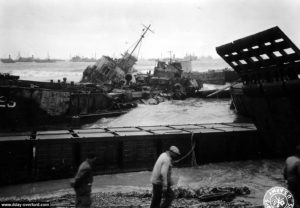 Dégâts de la tempête du 19 au 21 juin 1944. Photo : US National Archives