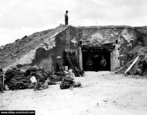 Casemate du Wn 61 occupée par les Américains à Omaha Beach. Photo : US National Archives