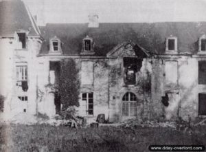 Le château Saint-Côme, théâtre de durs combats entre le 9th Parachute Battalion et des éléments de la 346ème division allemande jusqu'au 13 juin 1944. Photo : IWM