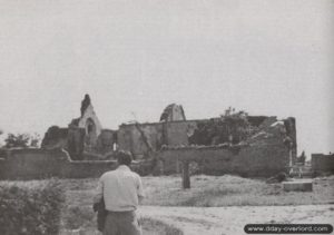 Après guerre : les ruines de l'église de Bréville, utilisée comme dépôt de munitions par les Allemands. Photo : DR