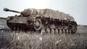 Un chasseur de char Jagdpanzer IV armé d’un canon de 7,5 cm PaK 39 L-48 détruit dans le secteur de Saint-Agnan-de-Cramesnil. Photo : DR