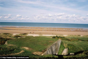 Vue de la plage depuis le point d'appui allemand codé Wn 62 à Omaha Beach (Colleville-sur-Mer). Photo : D-Day Overlord