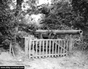 L'un des canons de 155 mm GPF au sud de la Pointe du Hoc. Photo : US National Archives