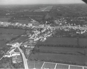 Vue aérienne de Sainte-Mère-Eglise, après les combats. Photo : US National Archives