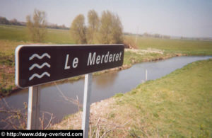 La rivière du Merderet, à hauteur de La Fière, à quelques kilomètres de Sainte-Mère-Eglise (2015). Photo : D-Day Overlord