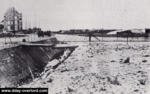 Le point d'appui Wn 10 construit par les Allemands à la place du casino de Riva Bella. Photo : Bundesarchiv