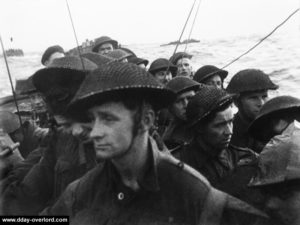 Ces soldats anglais de la 3ème division d'infanterie se préparent à débarquer. Photo : IWM