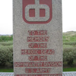 Monument à Utah Beach en souvenir de la 90th (US) Infantry Division. Photo : D-Day Overlord