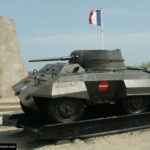 Véhicule M8 de la 2e DB française à Saint-Martin-de-Varreville à Utah Beach. Photo : D-Day Overlord