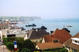 Cérémonie internationale d'Arromanches-les-Bains - Commémorations 2004 - 60ème anniversaire du débarquement de Normandie. Photo : D-Day Overlord