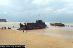 Cérémonie internationale d'Arromanches-les-Bains - Commémorations 2004 - 60ème anniversaire du débarquement de Normandie. Photo : D-Day Overlord