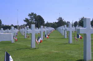 Pictures and location of the military cemeteries in Normandy