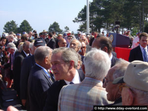 George W. Bush - Omaha Beach - Commémorations 2004 - 60ème anniversaire du débarquement de Normandie. Photo : D-Day Overlord