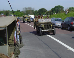 Véhicules militaires de collection - Commémorations 2004 - 60ème anniversaire du débarquement de Normandie. Photo : D-Day Overlord