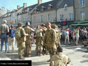 Sainte-Mère-Eglise - Commémorations 2004 - 60ème anniversaire du débarquement et de la bataille de Normandie. Photo : D-Day Overlord