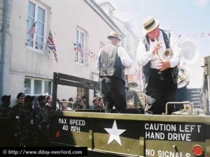 Sainte-Mère-Eglise - Commémorations 2004 - 60ème anniversaire du débarquement et de la bataille de Normandie. Photo : D-Day Overlord