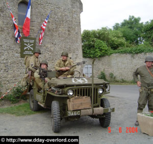 Véhicules militaires de collection - Commémorations 2004 - 60ème anniversaire du débarquement de Normandie. Photo : D-Day Overlord