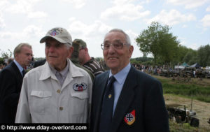 Parachutages à La Fière - Commémorations 2008 - 64ème anniversaire du Débarquement de Normandie. Photo : D-Day Overlord
