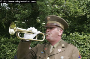 Cérémonie en souvenir de William H. Tucker - Fresville - Commémorations 2009 - 65ème anniversaire du débarquement de Normandie. Photo : D-Day Overlord