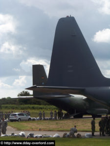 Parachutage interallié - La Fière - Commémorations 2009 - 65ème anniversaire du débarquement de Normandie. Photo : D-Day Overlord