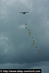 Parachutage interallié - La Fière - Commémorations 2009 - 65ème anniversaire du débarquement de Normandie. Photo : D-Day Overlord