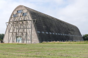 Hangar à dirigeables d'Ecausseville en Normandie. Photo : DR