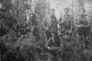 Parachutistes français du 4th Special Air Service en juin 1944 dans le maquis de Saint-Marcel. Photo : DR